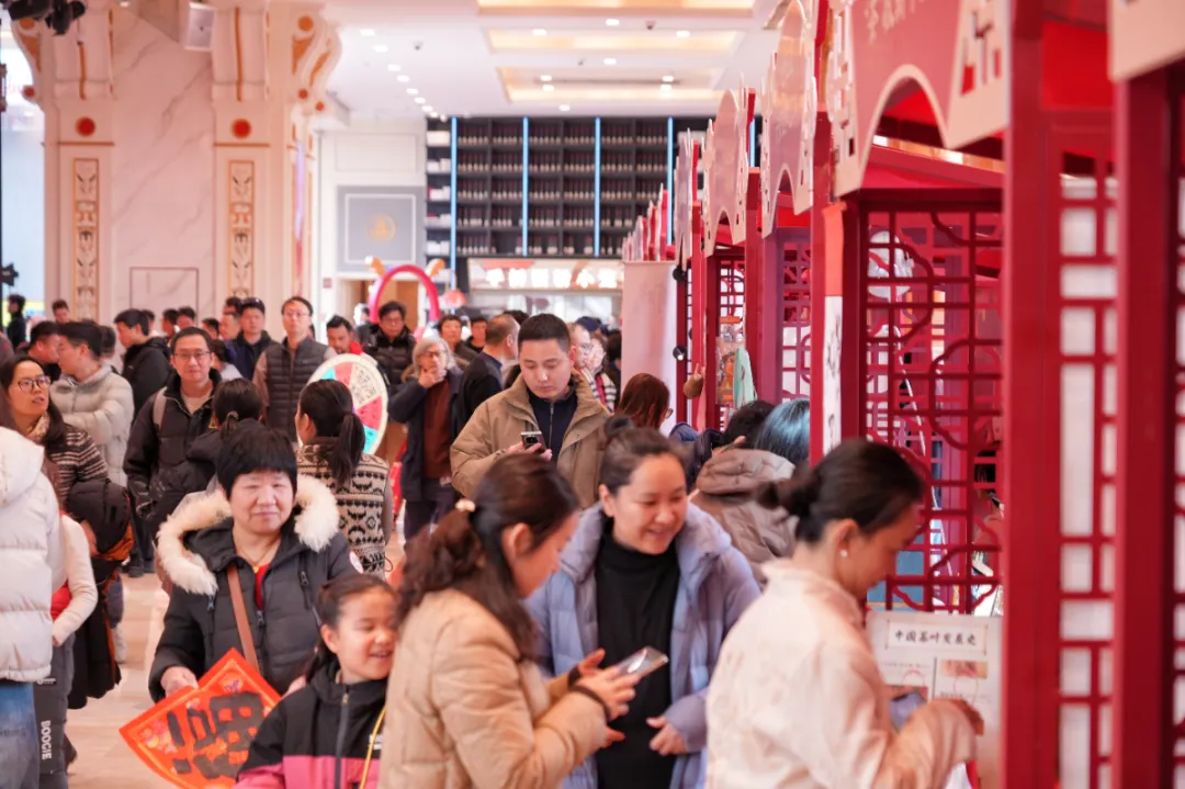 我在文明实践中心迎新春｜上海启动“我们的节日”新春国风季，沉浸式体验让市民邂逅浓浓年味